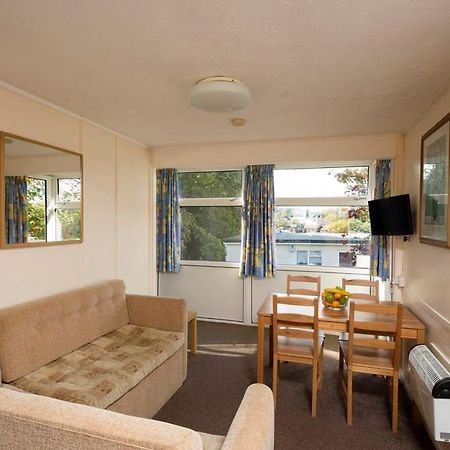 Whitecliff Bay Holiday Park Bembridge Exterior foto