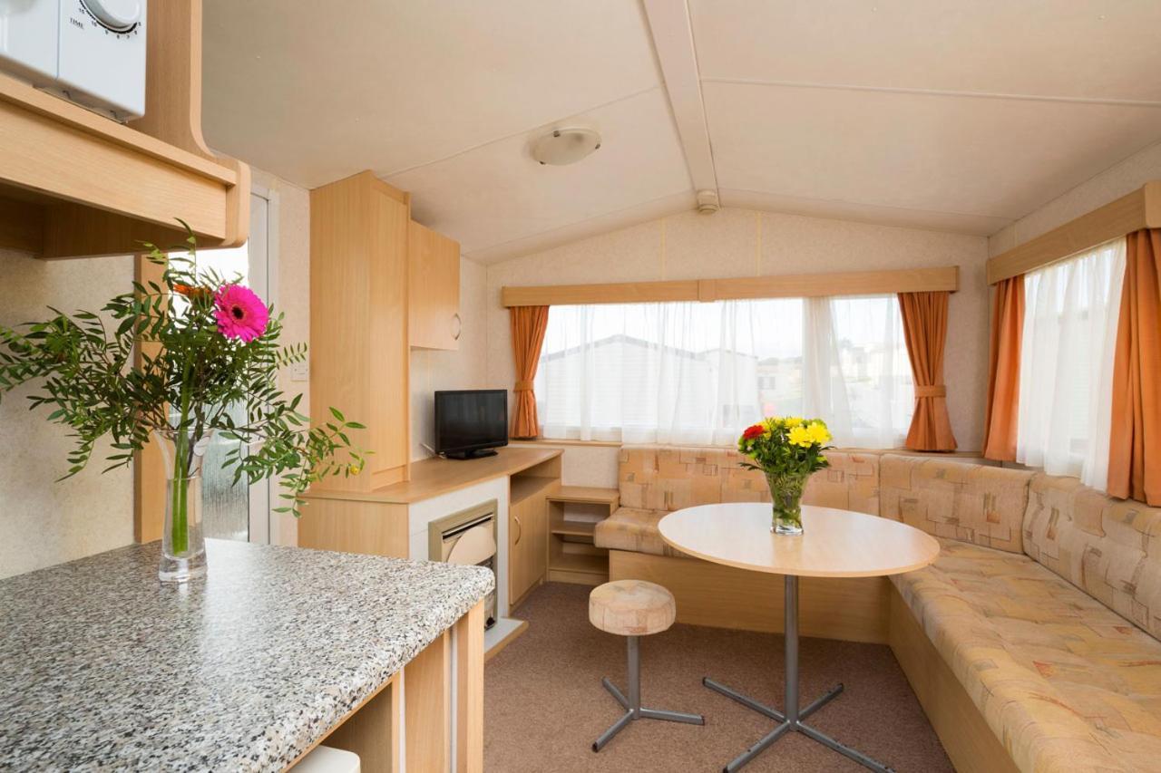Whitecliff Bay Holiday Park Bembridge Exterior foto