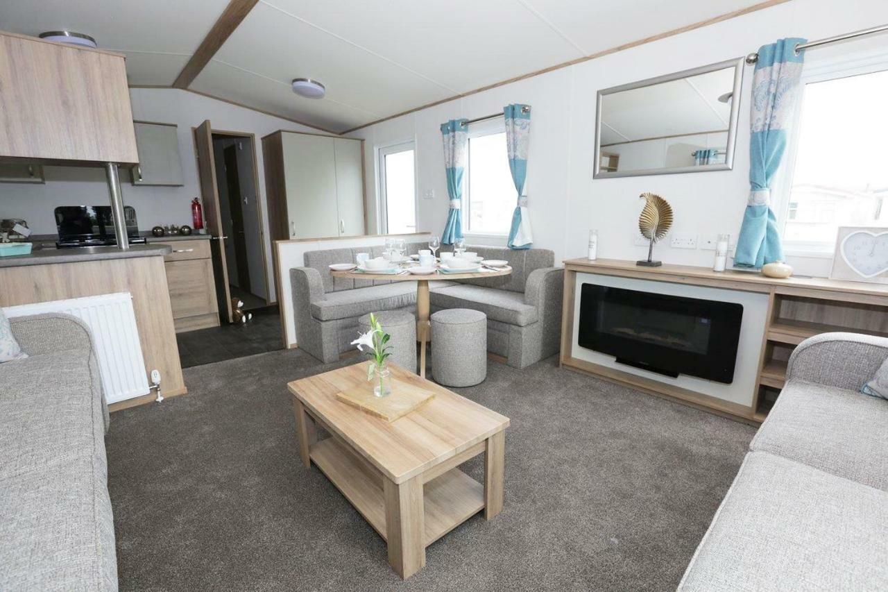 Whitecliff Bay Holiday Park Bembridge Exterior foto